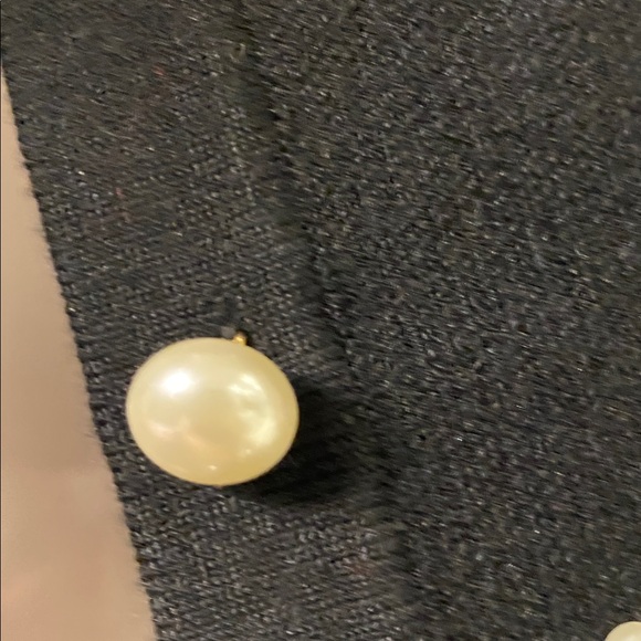 Sioni Classic pearls and Black Knitwear - Picture 9 of 12